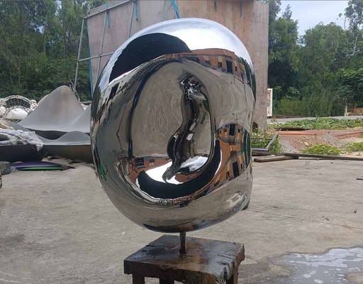 Stainless Steel Sculpture Taman Kecil 1.0m Tinggi Ornamen Indoor Untuk Hotel