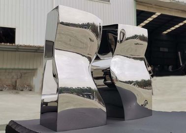 Taman Modern Luar Patung Cermin Stainless Steel Patung Seni Publik